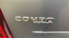 Vauxhall Combo Life 1.2 Turbo Energy XL 5dr Petrol Estate